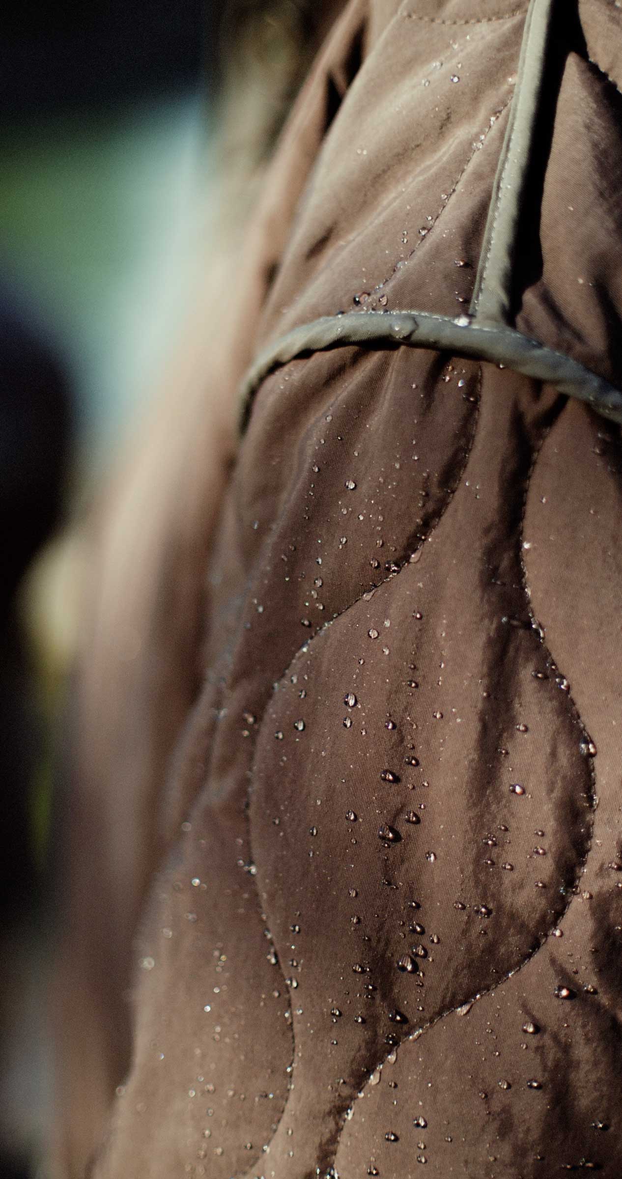 Quilted Outdoor Robe - Image 10