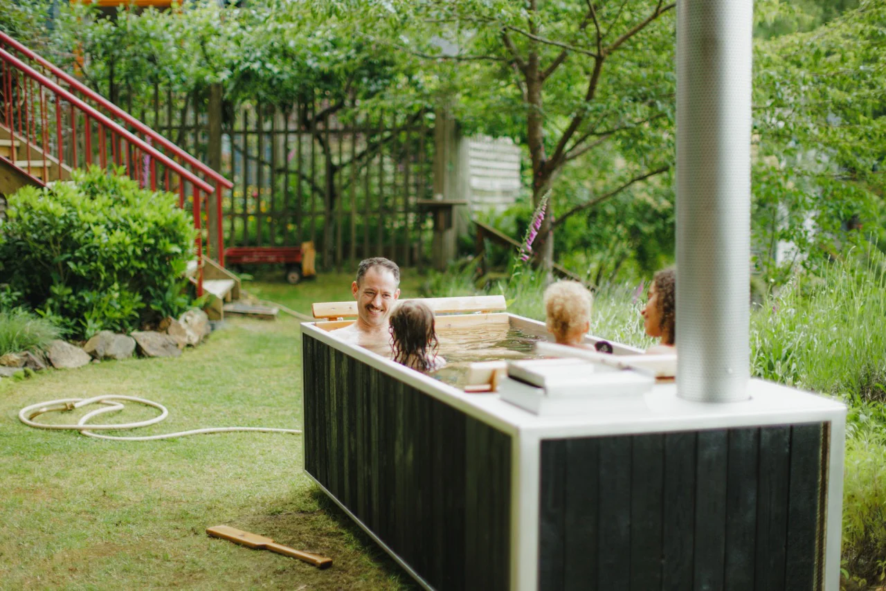Wood Burning Hot Tub - Image 24